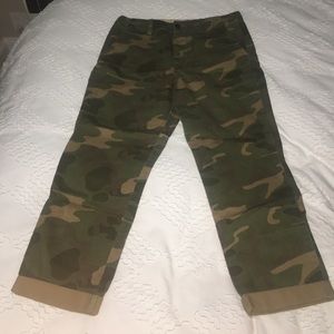 Madewell loose fit ankle camo pant